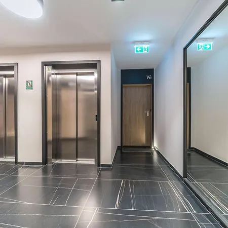 Glow Apartments, Zaspavita