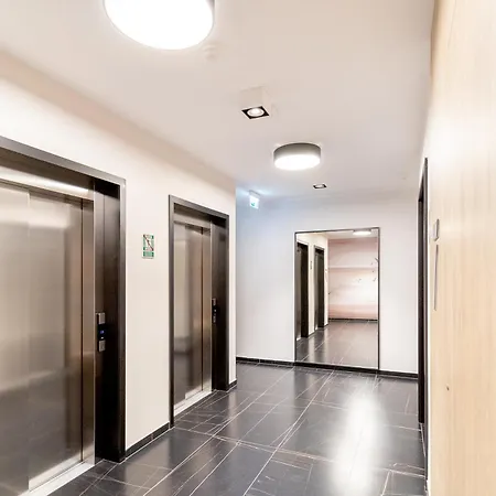 Glow Apartments, Zaspavita Apartment